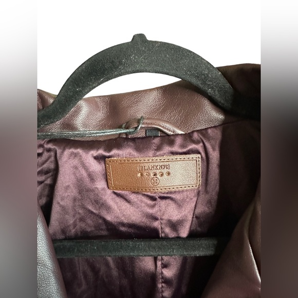 NEW Blank NYC Plum Bare Essentials Blazer Faux Leather Size Medium - Picture 7 of 13